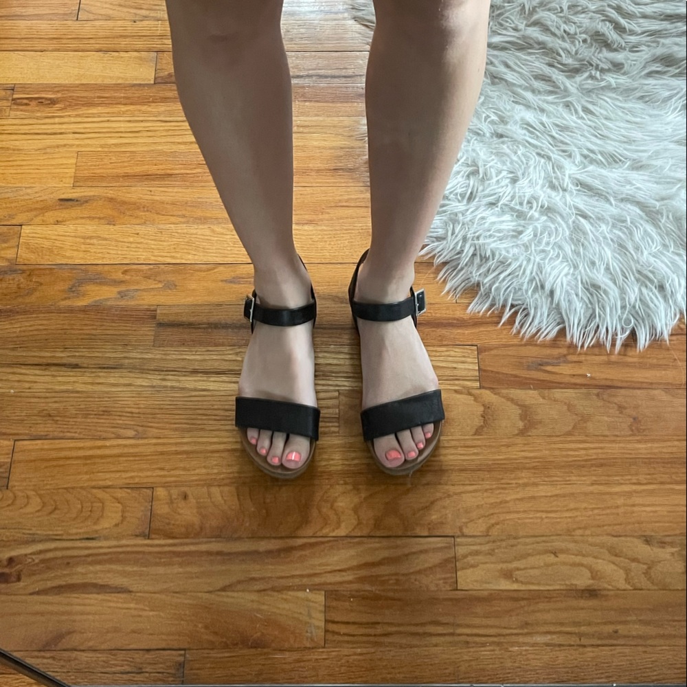 Black Steve Madden Platform Sandal